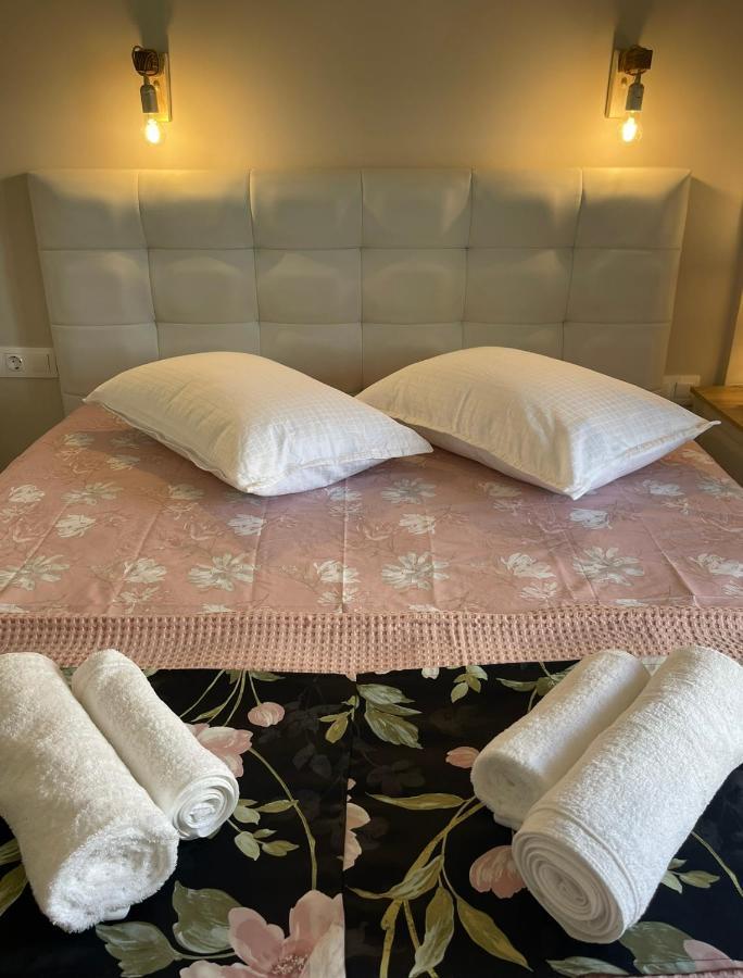 Agora Luxury Apartment 3 Лоутраки Экстерьер фото
