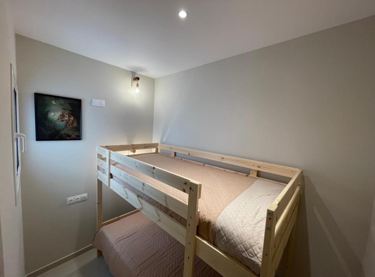 Agora Luxury Apartment 3 Лоутраки Экстерьер фото